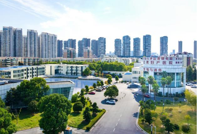 是技术更是艺术！长沙江湾妇产医院单孔腹腔镜开创“无痕”新时代